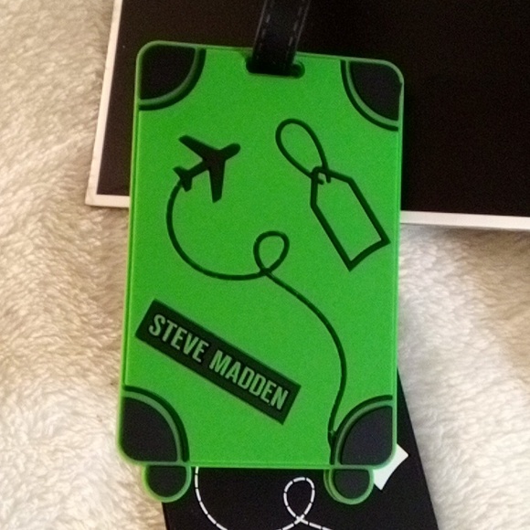 STEVE MADDEN BRAND NEW 4 PIECE LUGGAGE TAG SET - Picture 3 of 8